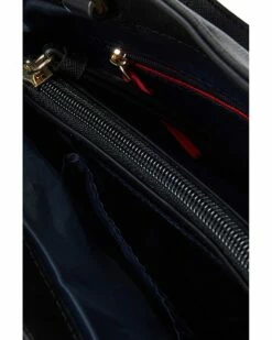 Outlet ๐ฅฐ Tommy Hilfiger Handbags Parker II Convertible Satchel - Saffiano PVC ๐ 6 Outlet ๐ฅฐ Tommy Hilfiger Handbags Parker II Convertible Satchel - Saffiano PVC ๐ -Tommy Hilfiger Shop 71u10G3lMJL. AC SR736920