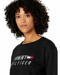 Budget ❤️ Tommy Hilfiger Sport Shirts & Tops Fleece Color-Blocked Crew 😉 -Tommy Hilfiger Shop 813ALuxLZL. AC SR736920