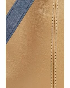 Hot Sale 🎉 Tommy Hilfiger Handbags Kinsley II-Camera Crossbody-Saffiano PVC 🤩 -Tommy Hilfiger Shop 81QF1XC74L. AC SR736920