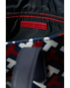 Budget 🔔 Tommy Hilfiger Handbags Lynn II Tote w/ Pouch Bias Multi Print PVC ⭐ -Tommy Hilfiger Shop 81iXzy 7KaL. AC SR736920