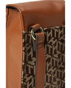 Budget ✔️ Tommy Hilfiger Handbags Lucia-iPhone Crossbody-Cube Jacquard ⌛ -Tommy Hilfiger Shop 81nXpO8XPzL. AC SR736920