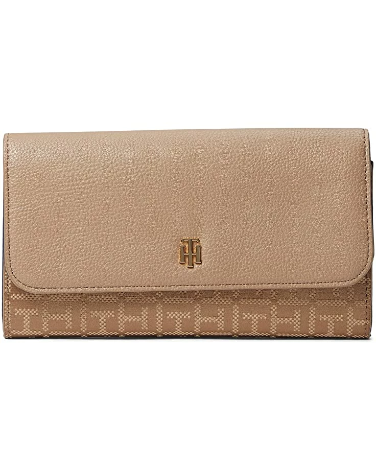 Top 10 💯 Tommy Hilfiger Wallets Lynn II Flap Accordian Wallet Square Monogram Jacquard 🤩 4 Top 10 💯 Tommy Hilfiger Wallets Lynn II Flap Accordian Wallet Square Monogram Jacquard 🤩 - Image 4
